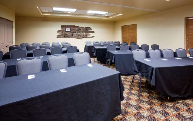 AmericInn by Wyndham Fargo Medical Center