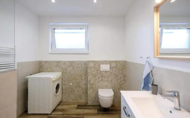 Central Garden House (family friendly!)