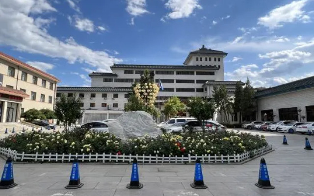 Xuanhua Hotel