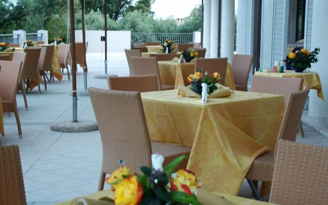 Elaia Garden Hotel