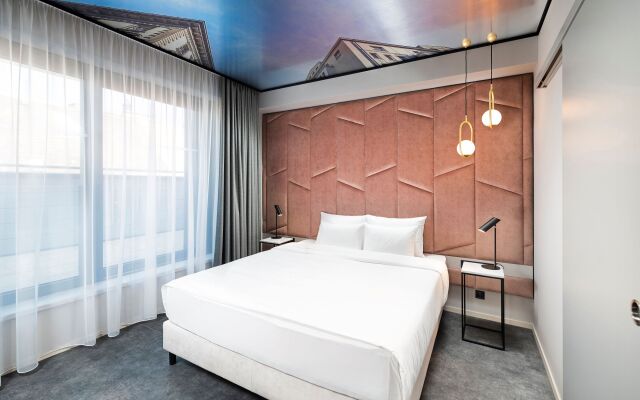 Three Corners Downtown Hotel