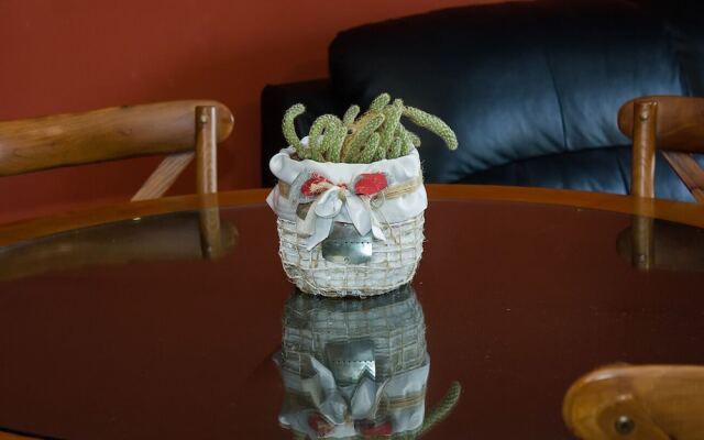 FM Premium 1-BDR Apartment with Parking Spot