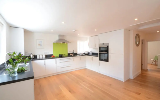 Southwold Arms Apartment
