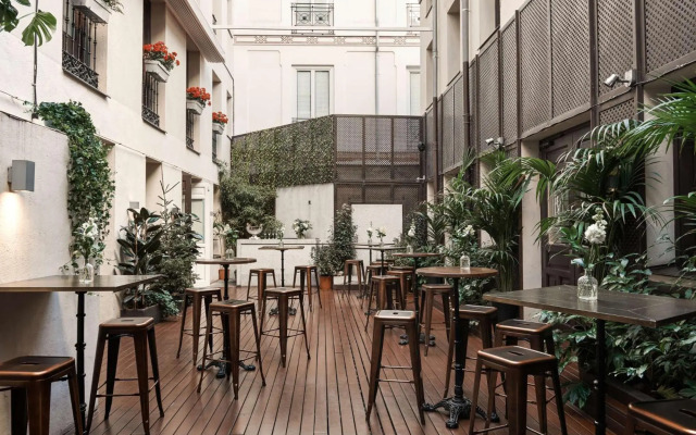Hospes Puerta de Alcalá, a Member of Design Hotels