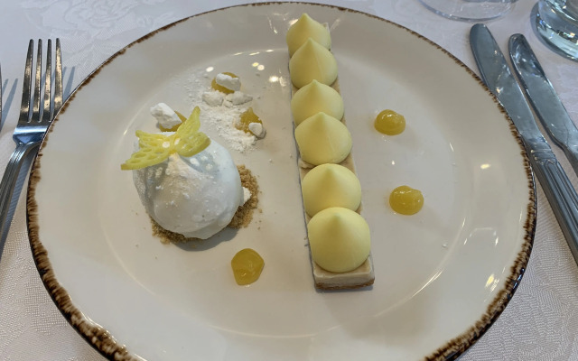 Avisford Park Hotel