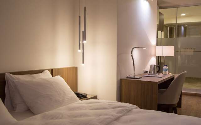 TN&CO Exclusive Cip Suites and Primeclass Rooms (Adults Only)
