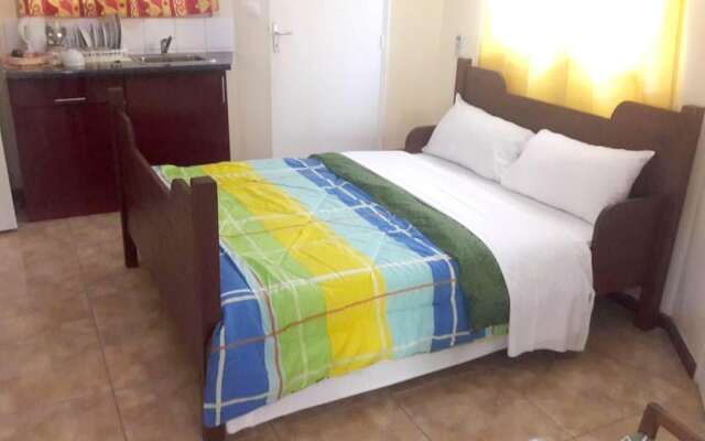 Studio In Le Gosier With Shared Pool Furnished Terrace And Wifi 5 Km From The Beach