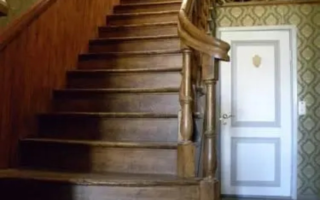 Oidremaa Manor Homestay