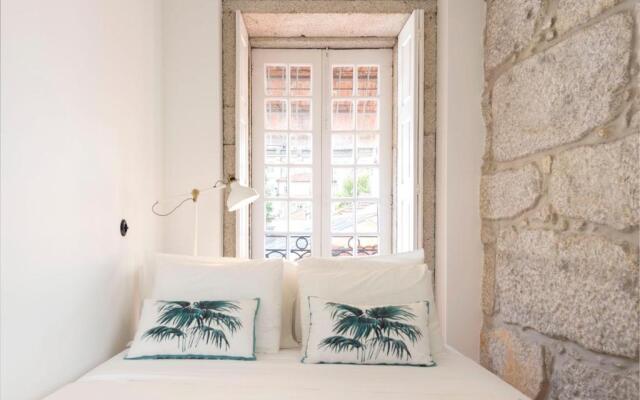 Lovelystay - Dirk Apartment Almada 3º T