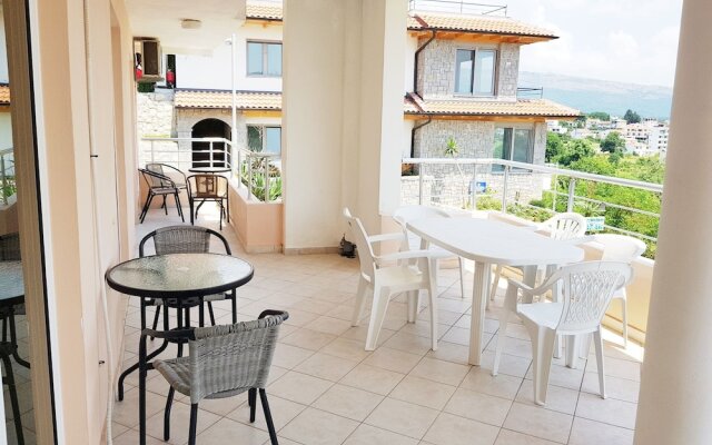 Doni Apartments