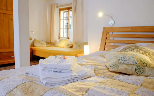 RheinRiver Guesthouse - Direkt am Rhein