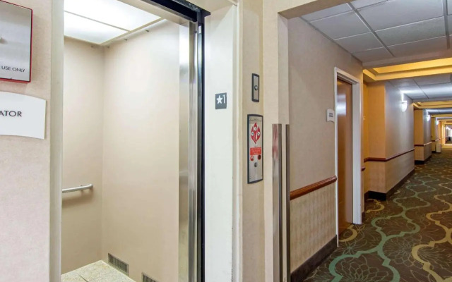 Holiday Inn Express Hotel & Suites Decatur-I-20 East (Panola Rd)