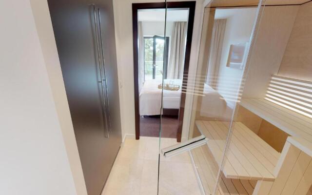 White Pearl Apartment 3.01