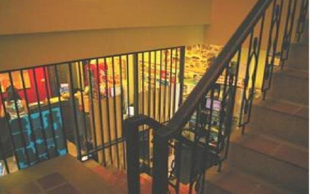 OYO 1054 Phuket Backpacker Hostel