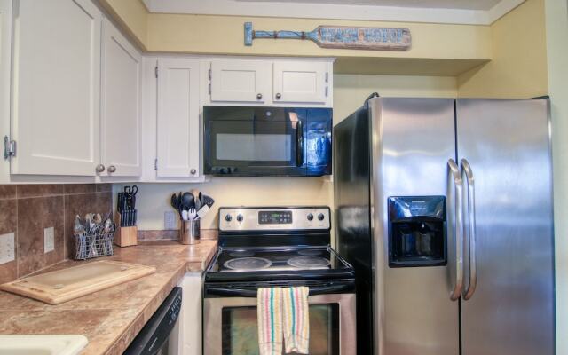 Ray's Retreat - 3 Br Condo