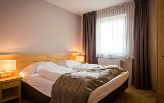 Studio Apartment on Turracherhohe Near Lake