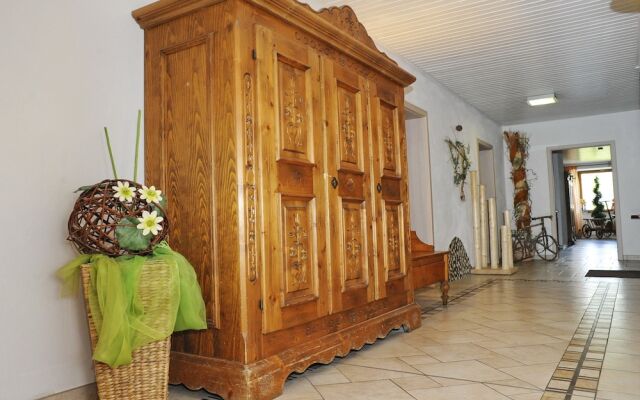 Gasthaus & Naturparkhotel Linde