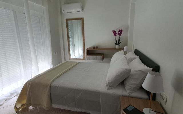 Rodos Beach Apartment 33