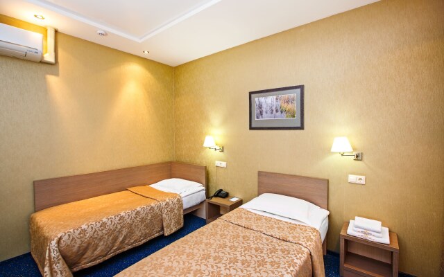 Metropol Hotel