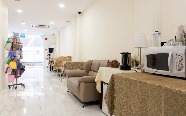 Jayleen Clarke Quay Hotel