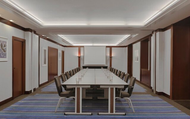 Sheraton Amsterdam Airport Hotel and Conference Center