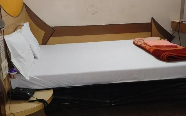Sai Seva Hotel