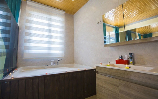 Villa Doga by Akdenizvillam