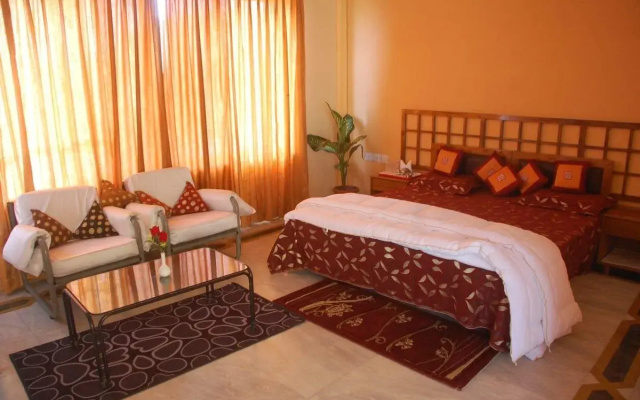 Hotel Maruti Mandapam