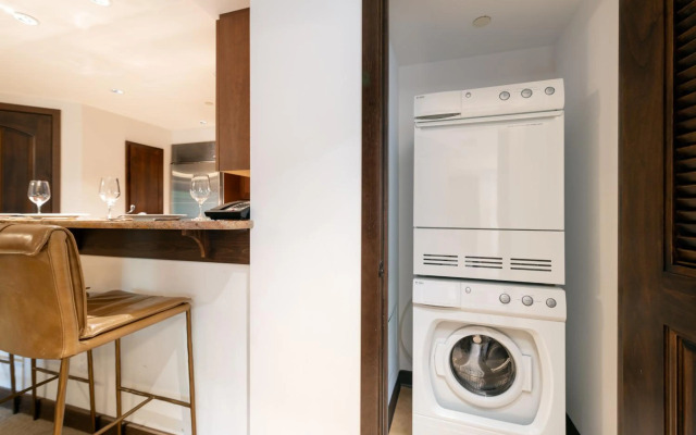 Madeline Hotel & Residences, Auberge Resorts Collection