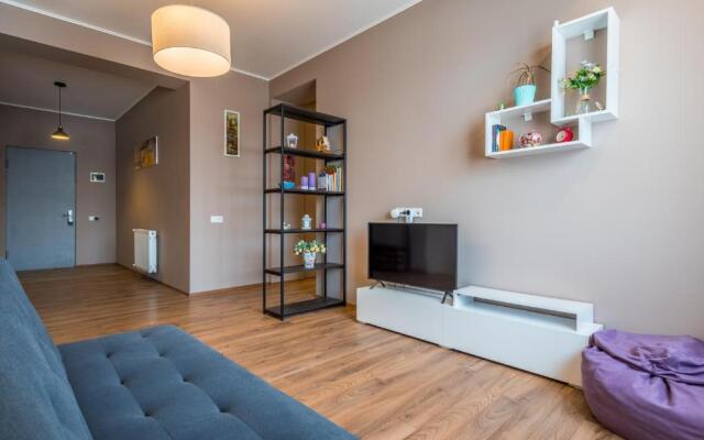 Spacious 76 qm Apartment Near City Center