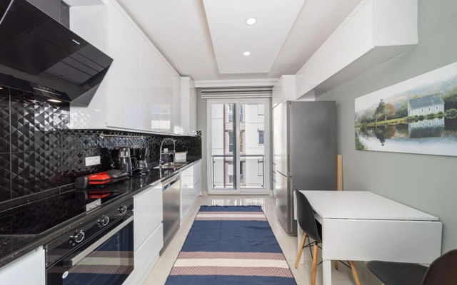 Flat with Walking Distance to Beach in Antalya