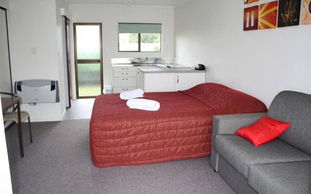 Oxford Court Motel