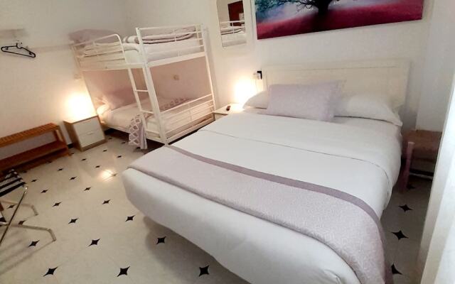 Hostal Mari Carmen