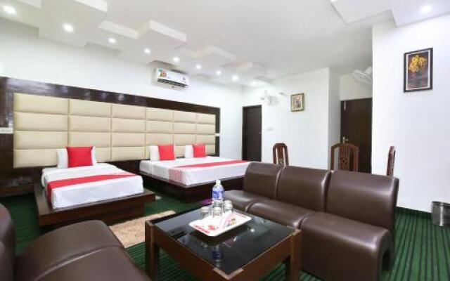 OYO 28042 Hotel Panchkula Inn