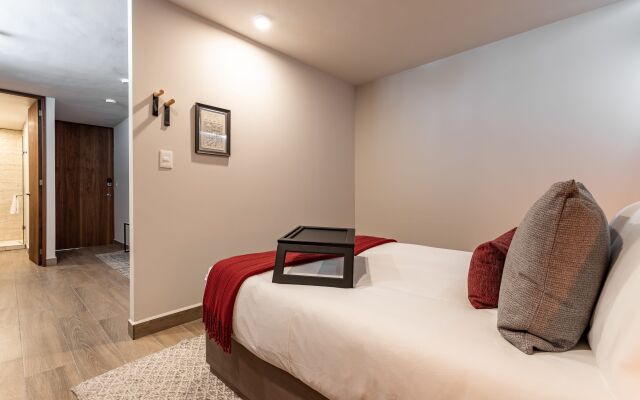 Casai Roma | 1BR | Lira Apartment