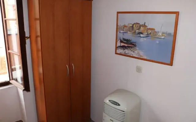 Alma Hostel 2