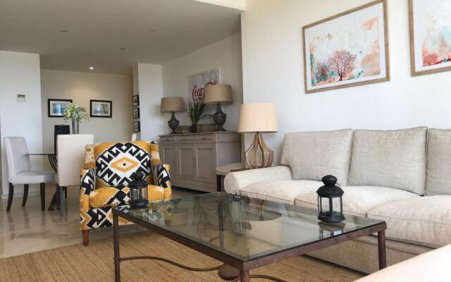 8841 - Grand Front Line Location – Heated Pool