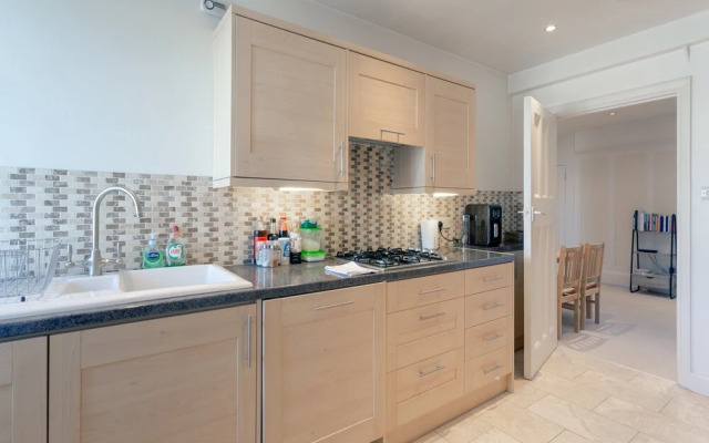 1 Bedroom Apartment Near Paddington