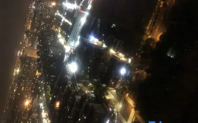 TOP Shangju E-sports Homestay (Cixi Yintai)