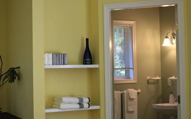 Mulvehill Creek Wilderness Inn