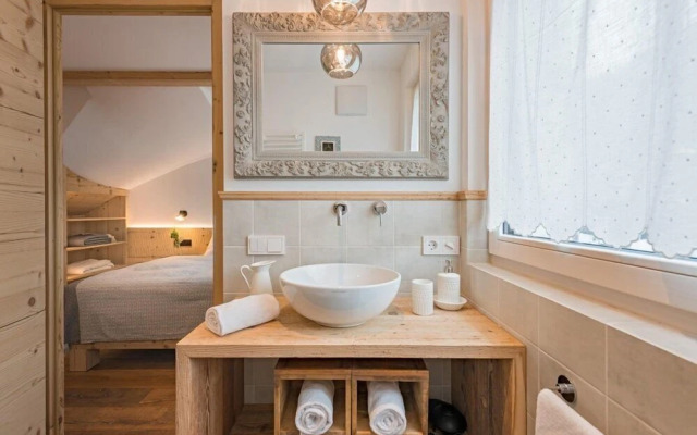 Central Home Apartment