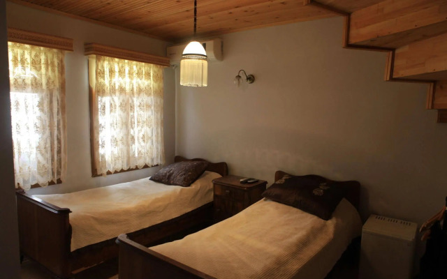 Tom Square Boutique Hotel