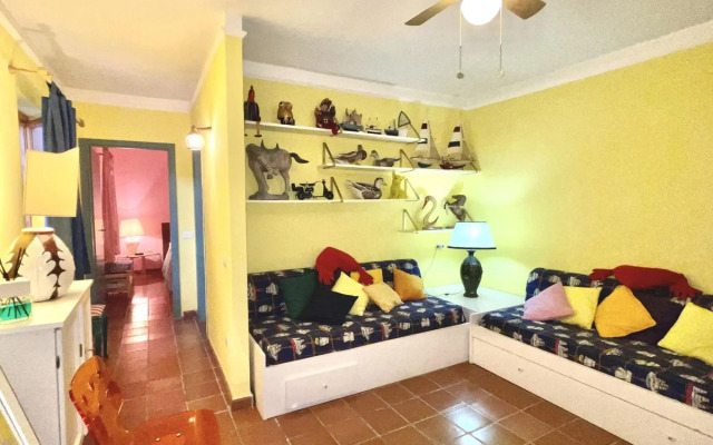 Villa in Posizione Panoramica-Villa Punta Pareti