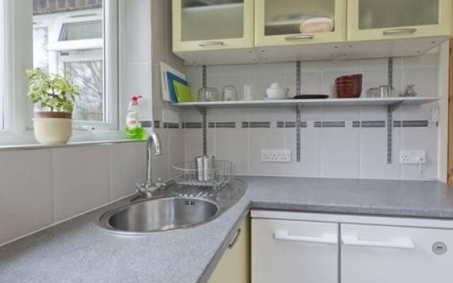 Poplar House Serviced Apartments