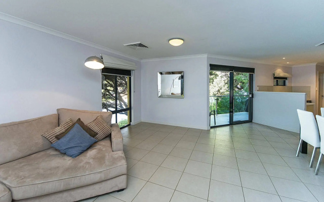Yallingup Beach Resort