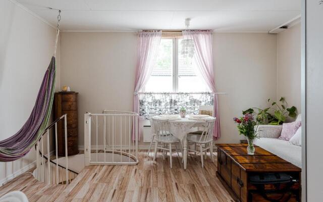Unique wooden house apartment close to Logomo and downtown