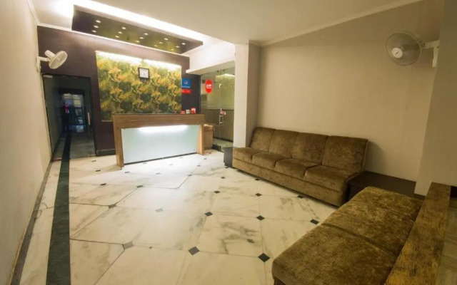 Status Club Business Hotel