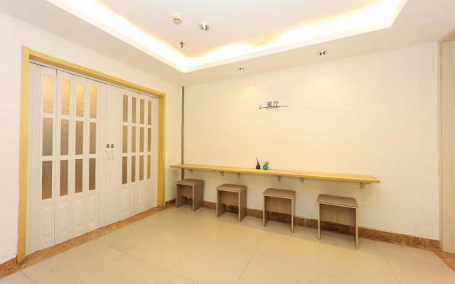 Elan Inn Jingpin Wuhu Economic Development Zone Baixian Plaza Bo'erka