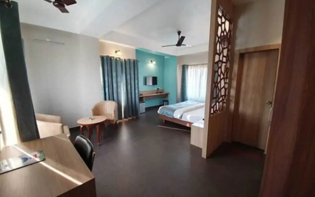 Hotel Gulmohar Grand