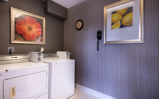 Courtyard Oxnard Ventura